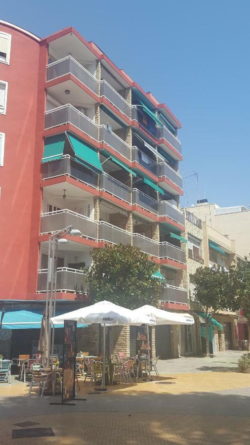 Apartamento Vacacional Salou Bagian luar foto